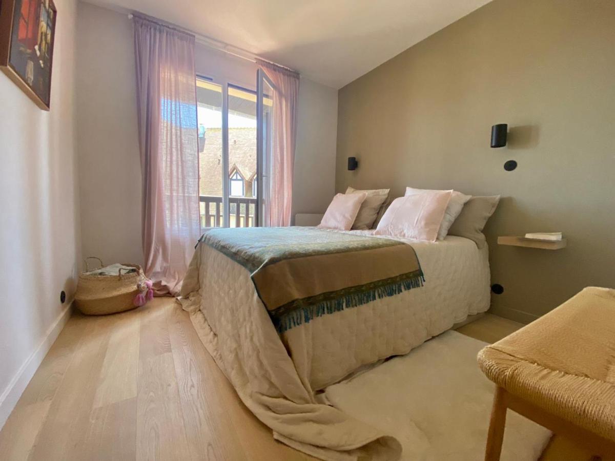 La Casa Eden Au Pied De La Mer Suite Hotel Premium 블롱빌 쉬르 메르 외부 사진
